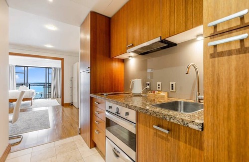 Auckland Central Business District Apartment | 1BR in Prime location+City views by Zodiak Stays