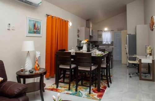 Discovery Bay House | 1BR Luxury Suite, Overlooking Puerto Seco Beach