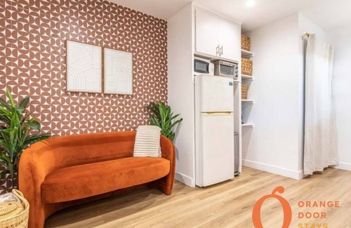Ladera Heights Apartment | 1BR Mid-Century Apt w/Patio, Near LAX & Beach