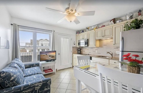Beach Haven Condo | 1BR Ocean Block Condo – 140’ from the Beach