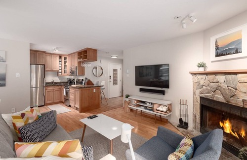 Whistler Creekside Condo | 1BR | Powderview - Creekside | Bright and Cozy | Private Bike/Ski Storage | Free Parking