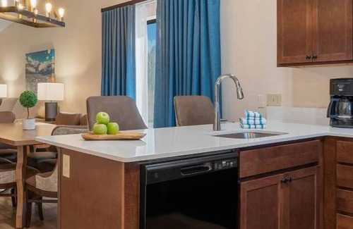 Pagosa Springs Condo | 1br Suite Condo Golf in Pagosa Springs!