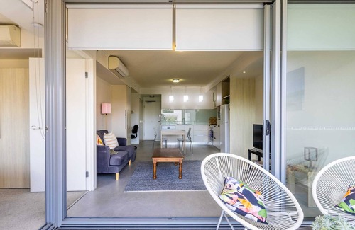 Kelvin Grove Apartment | 1BR Unit in the heart of Kelvin Grove with Pool