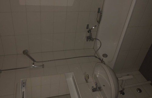 Lausanne Apartment | 1pc big studio type in center of lausanne u can stay 2 person