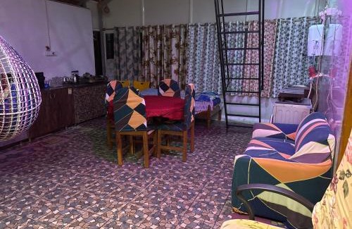 Mysore Villa | 1st Floor 3 BHK for 12 Decent People With Free Parking