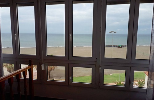 Roquetas de Mar Apartment | 1st LINE SEA VIEWS, WIFI, AC Air Conditioning, Swimming Pool