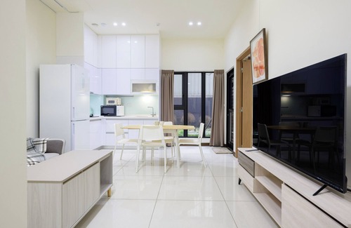 Datong Apartment | 2/1 Taipei Main Station Garden by Super Host