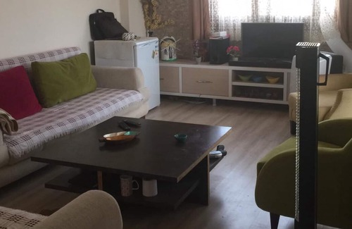 Ortakentyahsi Belediyesi House | 2+1 With A Big Balcony Good For Families
