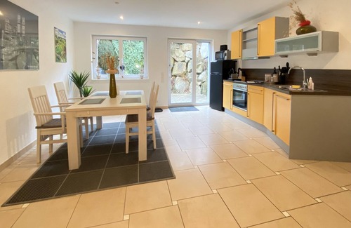 Gaertringen Apartment | 2,5 room apartment for 4, 70sqm, private terrace, 2 parking lots.
