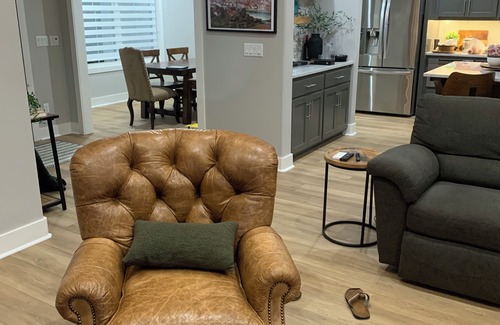 College Station House | 2 acres, gatedn5 miles to TAMUnPatio with fire pit, tv, grill, sitting area