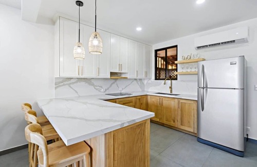 Coco Sunset Hills Apartment | 2-BD Beauty with Pool, Walk to Beach