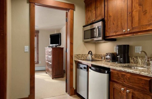 Breckenridge Resort | 2 Bd Grand Lodge Peak 7 - sleeps 8