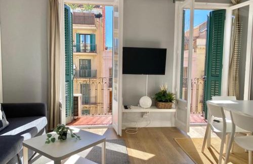L'Antiga Esquerra de l'Eixample Apartment | 2 BDR EIXAMPLE APARTMENT