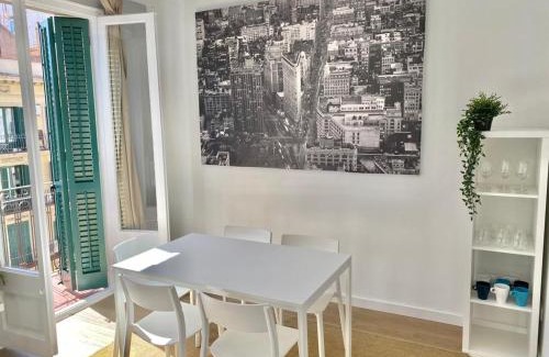L'Antiga Esquerra de l'Eixample Apartment | 2 BDR EIXAMPLE APARTMENT