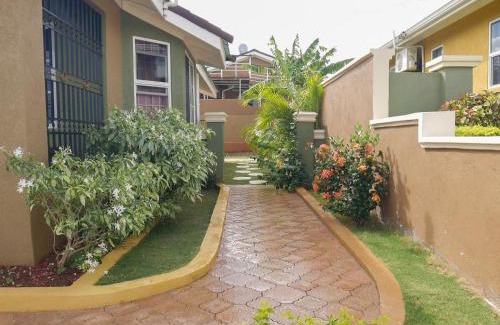 Falmouth Bed & Breakfast | 2 BDR House near Martha Brae River rafting