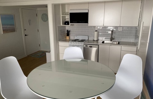 Maple City Condo | 2 Bed, 1.5 Bath Condo on Lake Michigan-Gorgeous views-The Homestead-Glen Arbor