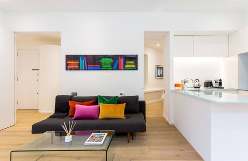 Mayfair Apartment | 2 Bed 2 Bath Apartment Off Regent Street