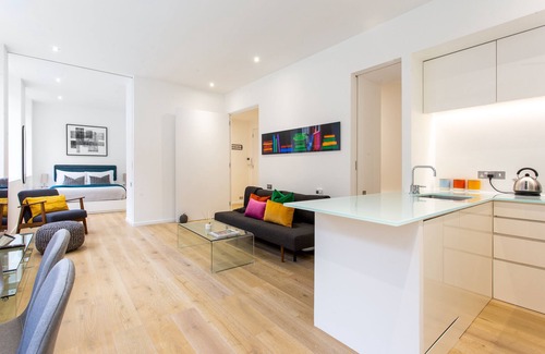 Mayfair Apartment | 2 Bed 2 Bath Apartment Off Regent Street