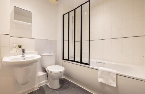 Brent Apartment | 2 Bed Balcony Flat near Wembley Park