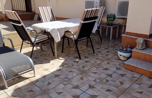 Lomas House | 2 Bed Bungalow - 10 minute walk To Beautiful Beach Between Guardamar And La Mata