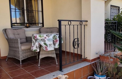 Lomas House | 2 Bed Bungalow - 10 minute walk To Beautiful Beach Between Guardamar And La Mata