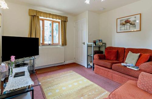 Barlow House | 2 bed in Barlow PK612