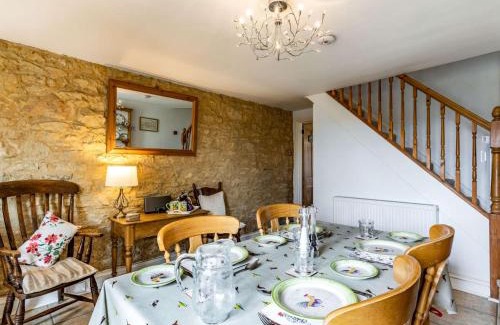 Bourton House | 2 Bed in Bourton-on-the-Water 29027