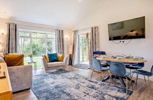 Upper Killay House | 2 Bed in Gower 91728
