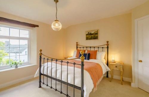 Westhouse House | 2 Bed in Ingleton 89724