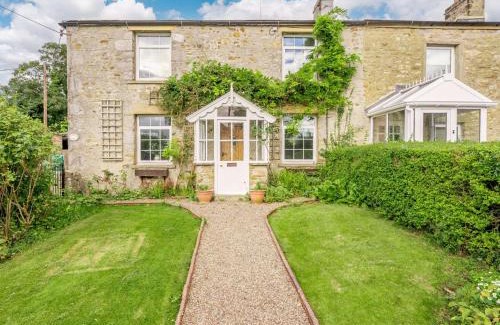 Westhouse House | 2 Bed in Ingleton 89724