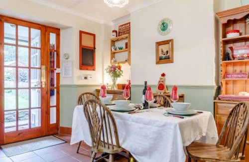 Parkend House | 2 bed in Lydney 83446