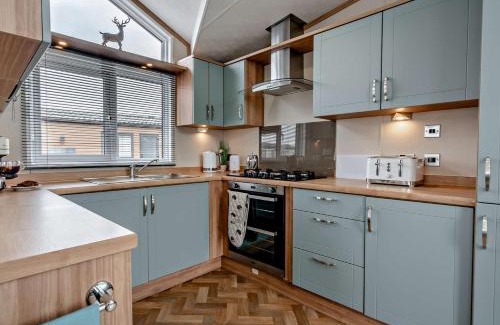 St. Andrews House | 2 Bed in St Andrews 95035