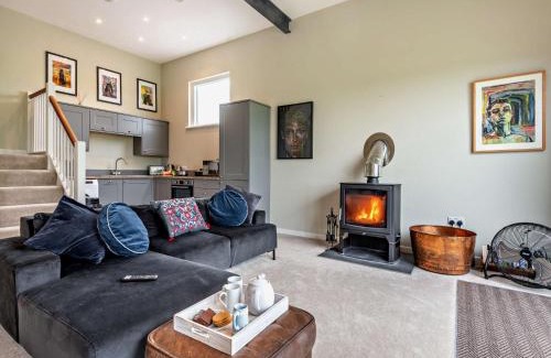 Okeford Fitzpaine House | 2 Bed in Sturminster Newton 88266