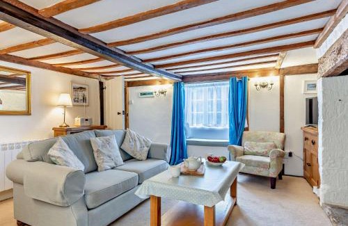 West Compton House | 2 Bed in West Bay 77557