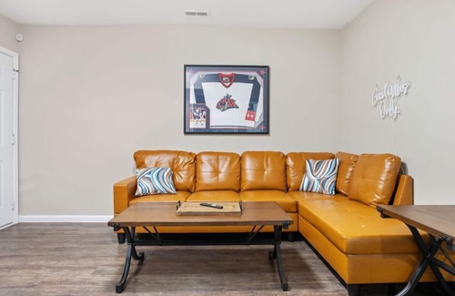 University District Apartment | 2 bed on 4th St and 15th Ave