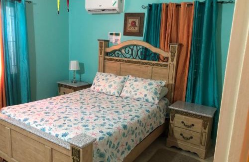 Florence Hall Village House | 2 Bed-Sleeps 4-Gated community-5 Min Town Centre