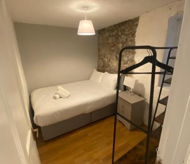 Galway City Centre Apartment | 2 Bed Townhouse Eyre Square City Centre
