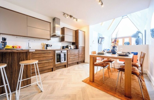 Llandaff North Apartment | 2 bed with terrace - Llandaff Lofts by Tŷ SA