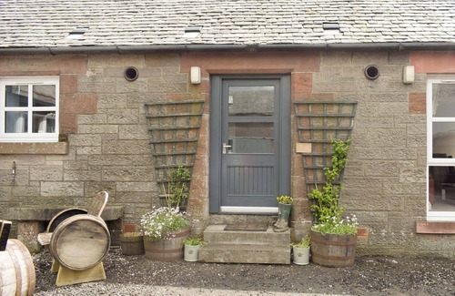 Fintry Cottage | 2 bedroom accommodation in Campsie Fells nr Fintry
