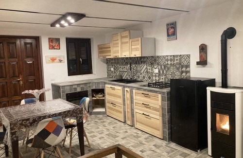 Sant'Eufemia a Maiella Ski Chalet | 2 Bedroom Chalet in Sant'Eufemia A Maiella