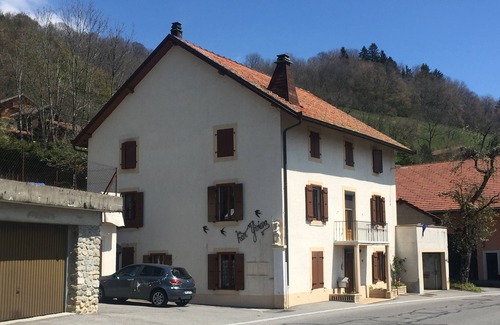Saint-Paul-en-Chablais Apartment | 2 bedroom apartment close to the lake, skiing and hiking - Bernex/Évian