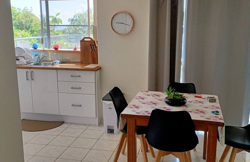 South Mission Apartment | 2 bedroom apartment with good views of the Coral Sea and Islands.