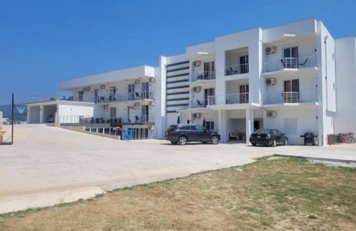 Ulcinj Apartment | 2-bedroom apartment with Balcony/Terrace 103 & 201