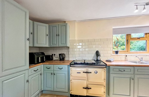 Compton Martin Cottage | 2 bedroom accommodation in Priddy, near Wells