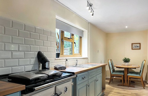 Compton Martin Cottage | 2 bedroom accommodation in Priddy, near Wells