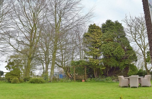 Great Yarmouth Cottage | 2 bedroom accommodation in West Caister, near Great Yarmouth