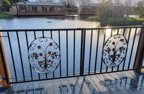 Caistor Cabin | 2 bedroom accommodation in Caistor, Market Rasen