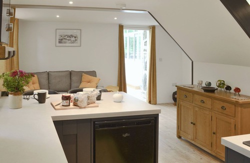 Mawddwy Cottage | 2 bedroom accommodation in Cwm-Cewydd, near Machynlleth