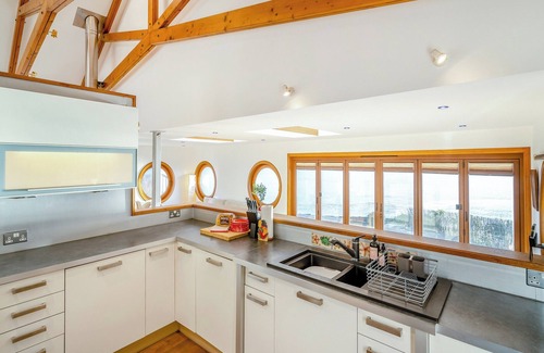 Kilcreggan Cottage | 2 bedroom accommodation in Kilcreggan, near Helensburgh