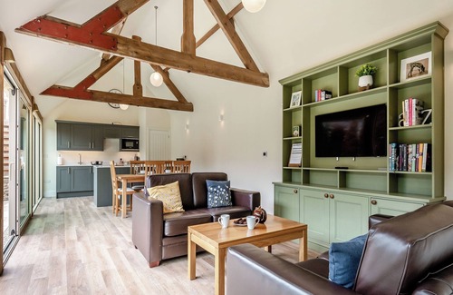 Quenington Cottage | 2 bedroom accommodation in Hatherop, near Cirencester